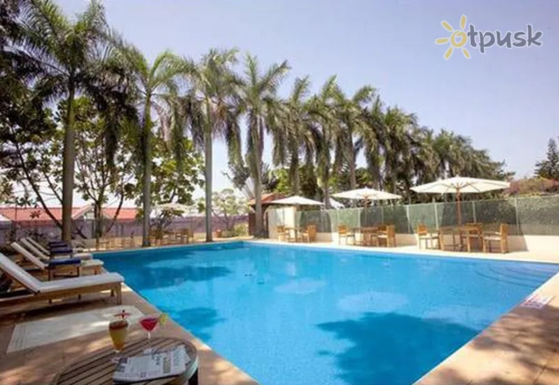 Фото отеля The Gateway Hotel Marine Drive Ernakulam 5* Керала Индия экстерьер и бассейны