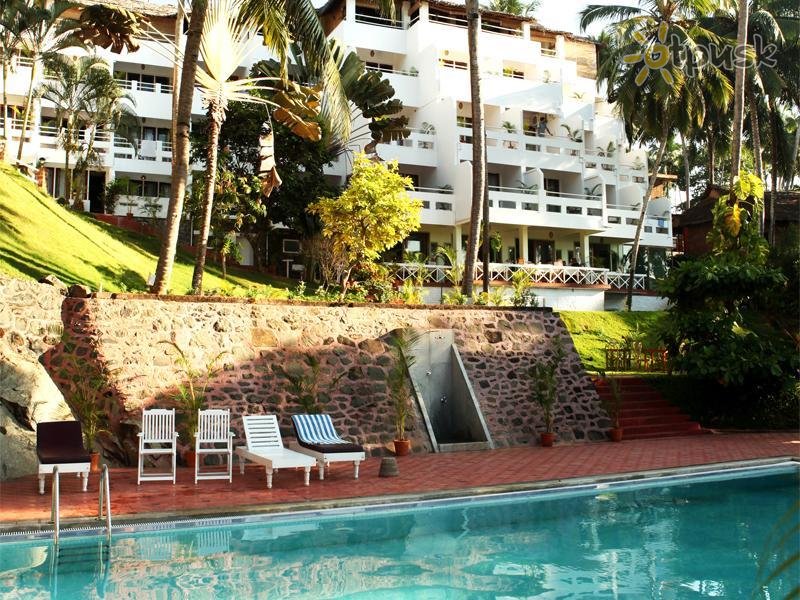 Фото отеля Soma Palmshore Beach Resort 3* Керала Индия экстерьер и бассейны