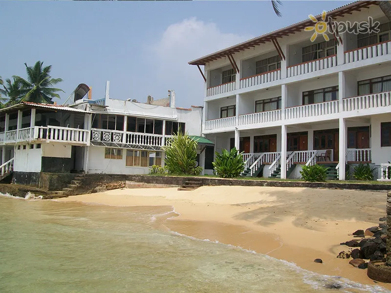 Фото отеля Miltons Beach Resort 2* Унаватуна Шри-Ланка пляж