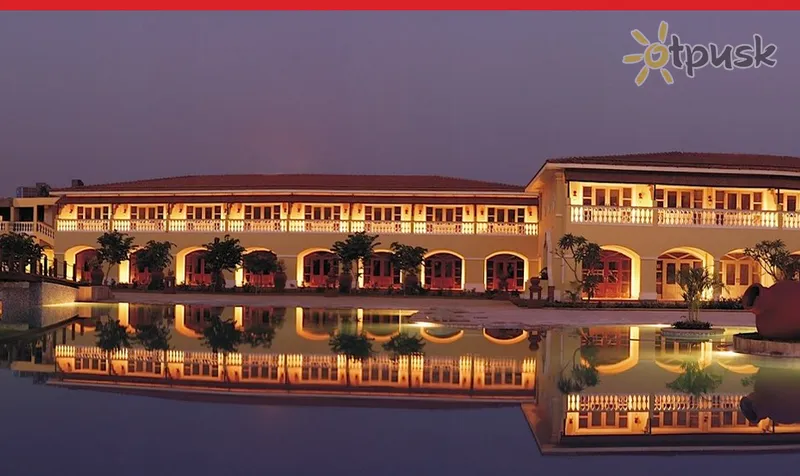 Фото отеля The Lalit Golf & Spa Resort Goa 5* Південний Гоа Індія екстер'єр та басейни