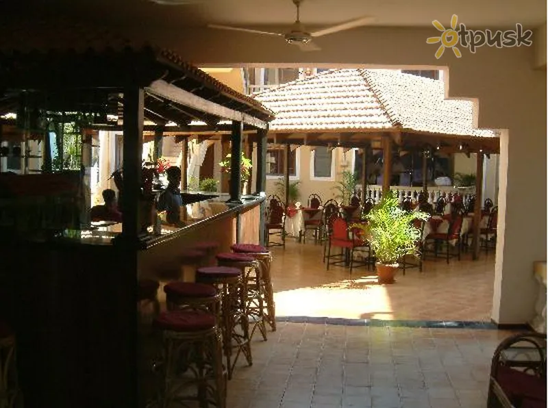 Фото отеля Silla Goa Resort 3* Ziemeļu goa Indija bāri un restorāni