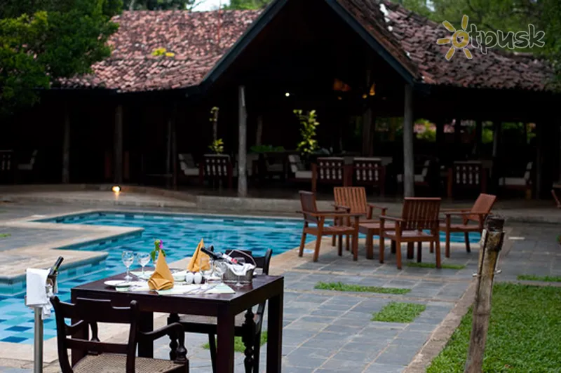 Фото отеля Sigiriya Hotel 3* Дамбулла Шри-Ланка экстерьер и бассейны
