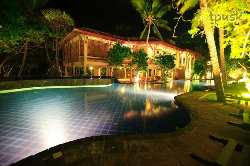Фото отеля Barberyn Reef Ayurveda Resort 3* Beruwala Šri Lanka išorė ir baseinai
