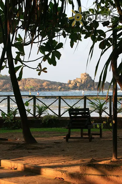 Фото отеля Barberyn Reef Ayurveda Resort 3* Берувела Шри-Ланка экстерьер и бассейны