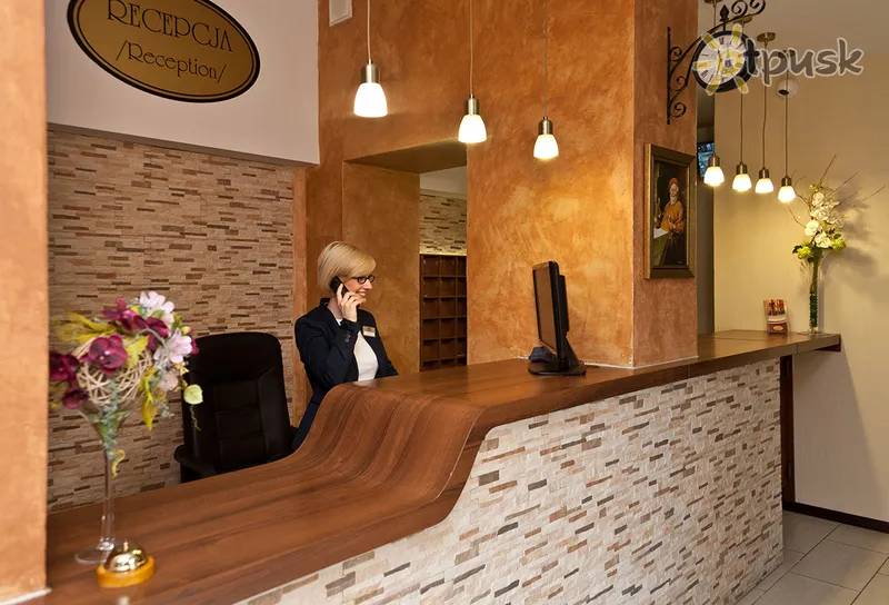 Фото отеля Maksymilian Hotel 3* Краков Польша лобби и интерьер