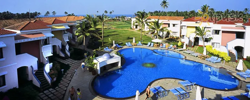 Фото отеля Royal Orchid Beach Resort & Spa Goa 5* Південний Гоа Індія екстер'єр та басейни