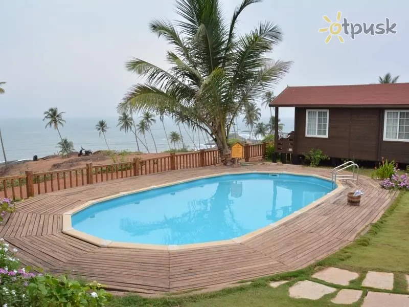 Фото отеля Ozran Heights Beach Resort 3* Північний Гоа Індія екстер'єр та басейни