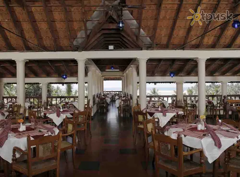 Фото отеля Isola Di Cocco 4* Керала Індія бари та ресторани