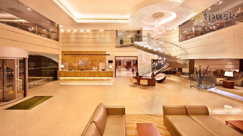 Фото отеля Holiday Inn Cochin 5* Керала Индия лобби и интерьер
