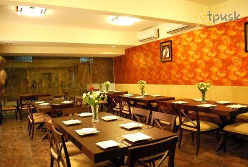 Фото отеля Deshadan Plaza 3* Керала Індія бари та ресторани