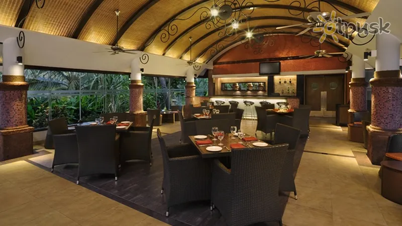 Фото отеля Double Tree by Hilton 4* Šiaurės Goa Indija barai ir restoranai