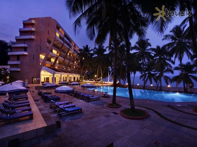 Фото отеля Bogmallo Beach Resort 5* Южный Гоа Индия экстерьер и бассейны