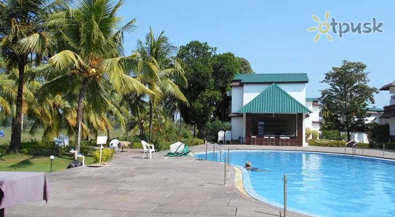 Фото отеля Sea Queen Beach Resort & Spa 3* Pietų goa Indija išorė ir baseinai