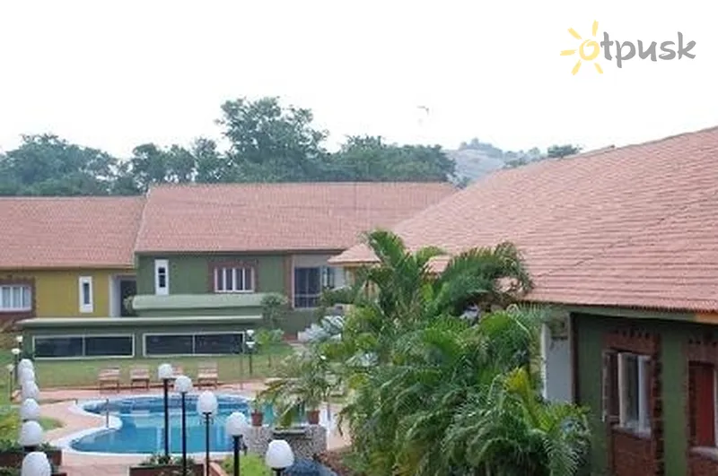 Фото отеля Celebrations Inn Goveia Resort 3* Šiaurės Goa Indija išorė ir baseinai