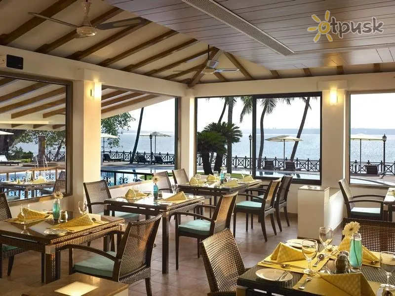 Фото отеля Taj Cidade de Goa Heritage Goa 5* Північний Гоа Індія бари та ресторани