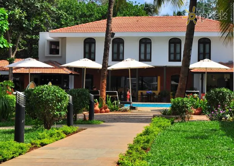 Фото отеля Kyriad Prestige Calangute 4* Šiaurės Goa Indija išorė ir baseinai