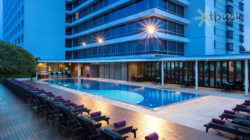 Фото отеля Eastin Hotel Makkasan Bangkok 4* Бангкок Таїланд екстер'єр та басейни