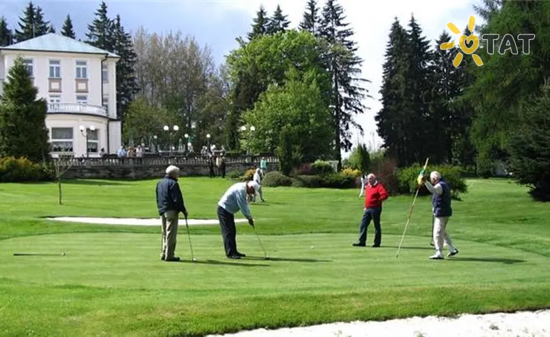Фото отеля Golf Parkhotel 4* Маріанське-Лазне Чехія екстер'єр та басейни