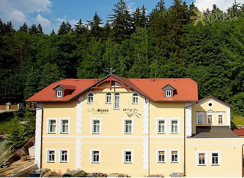 Фото отеля SwissHouse Apartments & Spa 4* Марианске-Лазне Чехия экстерьер и бассейны