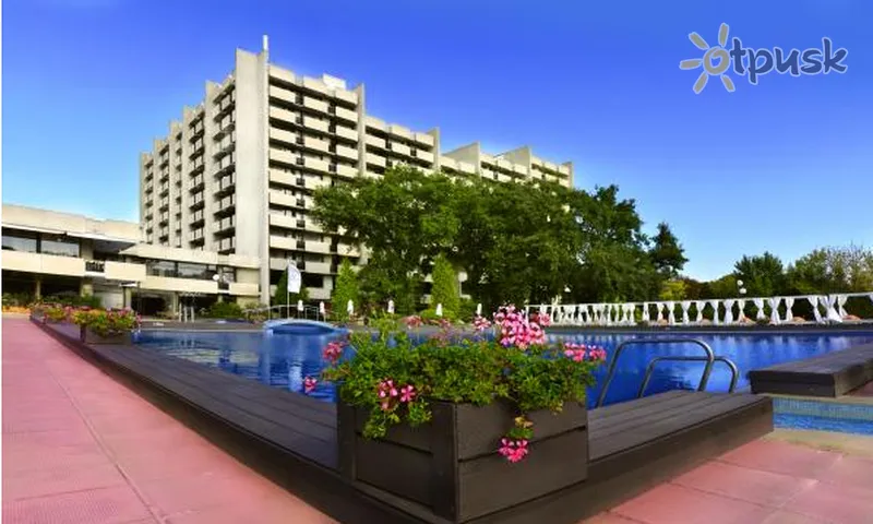 Фото отеля Varna Grand Hotel Resort & Spa 5* Св. Константин и Елена Болгария экстерьер и бассейны