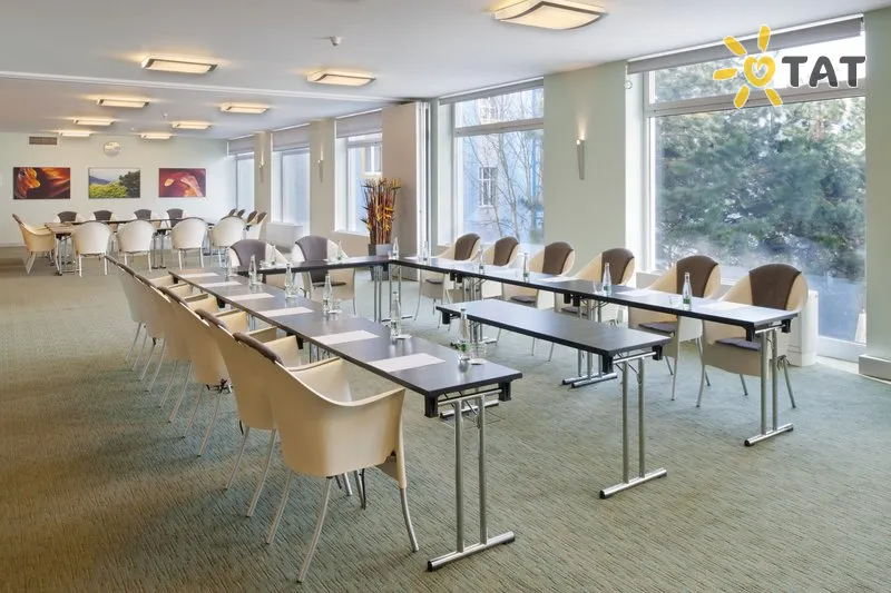 Фото отеля Holiday Inn Prague Congress Centre 4* Прага Чехія інше