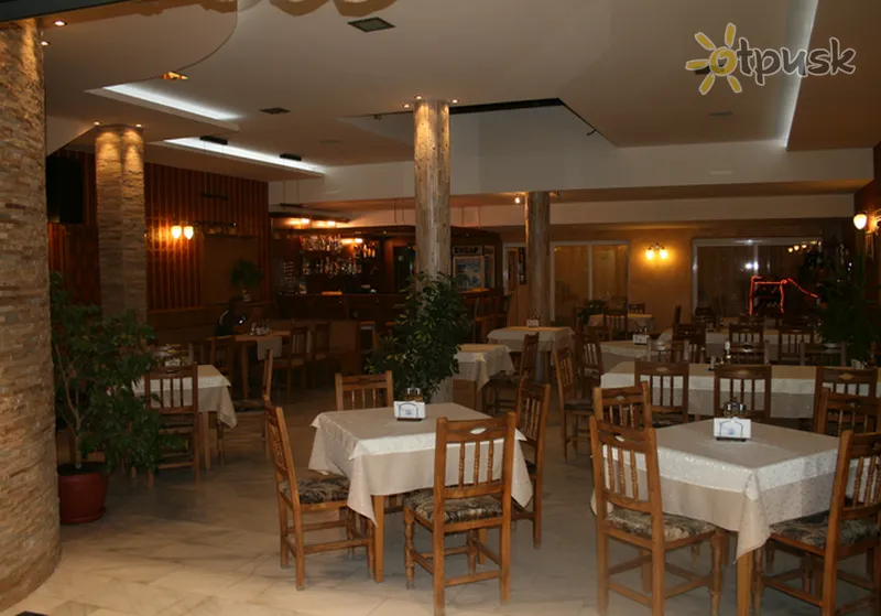 Фото отеля Mirana Family Hotel 3* Burgasas Bulgarija barai ir restoranai