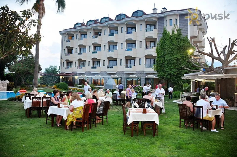 Фото отеля Multu 3* Фетхіє Туреччина екстер'єр та басейни