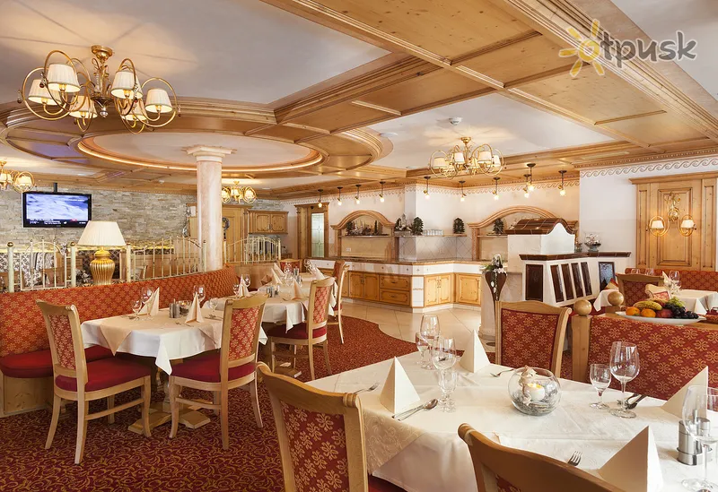 Фото отеля Nevada Hotel 4* Išgl Austrija bāri un restorāni
