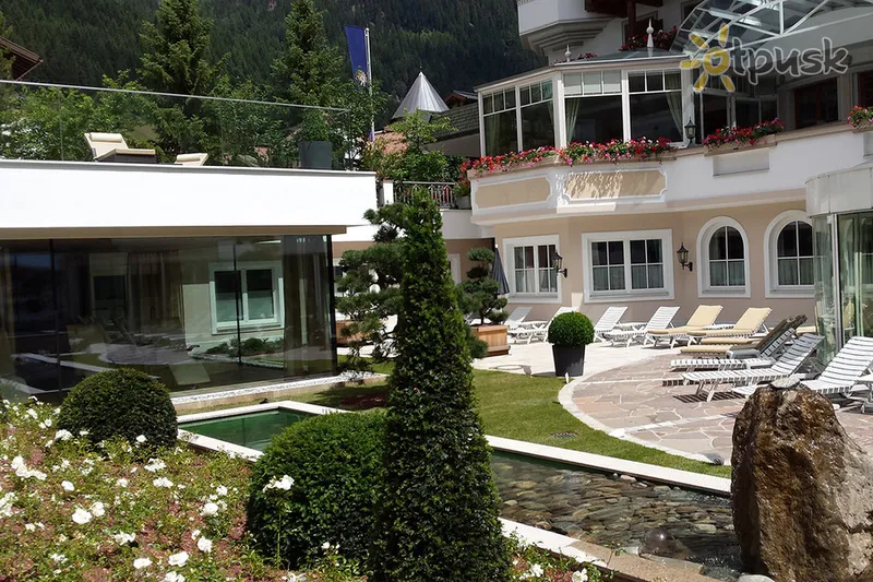 Фото отеля Trofana Royal 5* Išgl Austrija ārpuse un baseini