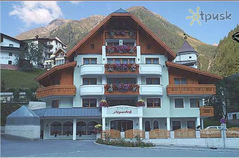 Фото отеля Alpenhof Hotel Garni 4* Išgl Austrija ārpuse un baseini