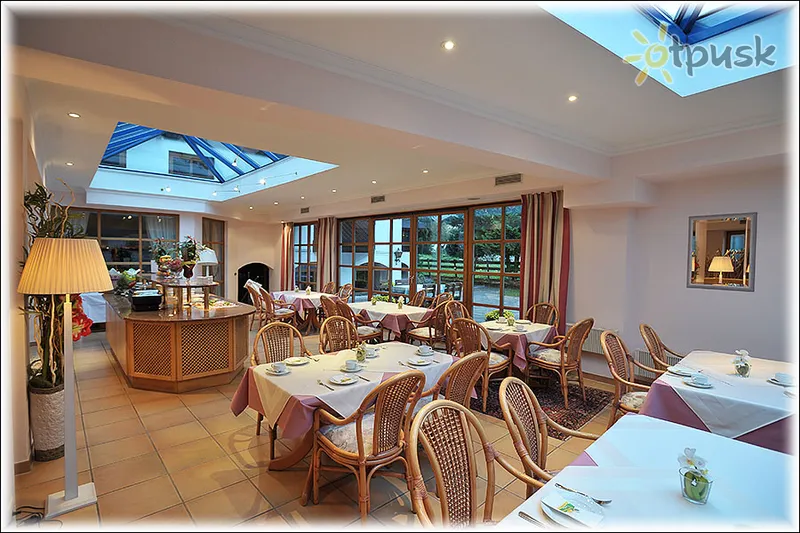 Фото отеля St. Florian Hotel 3* Kaprun Austrija barai ir restoranai