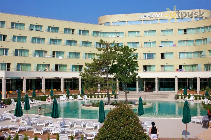 Фото отеля Jeravi Hotel 4* Primorsko Bulgarija išorė ir baseinai