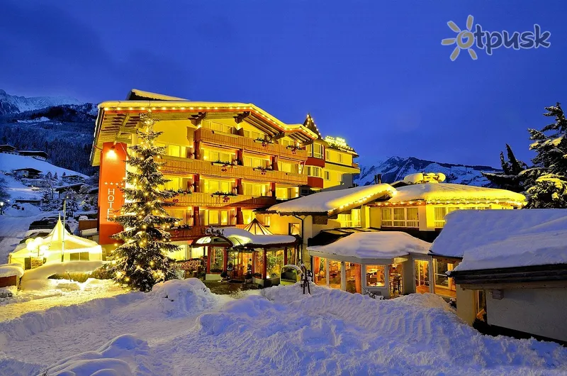 Фото отеля Voetters Sportkristall 4* Капрун Австрия экстерьер и бассейны