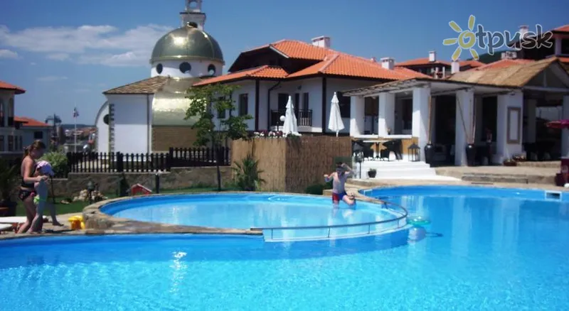Фото отеля Breeze Apart Complex 4* Šventasis Vlasas Bulgarija išorė ir baseinai