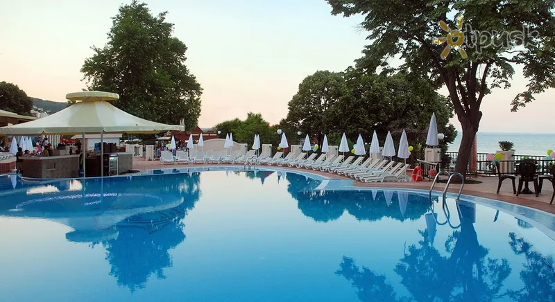 Фото отеля Grifid Vistamar Hotel 4* Auksinės smiltys Bulgarija išorė ir baseinai