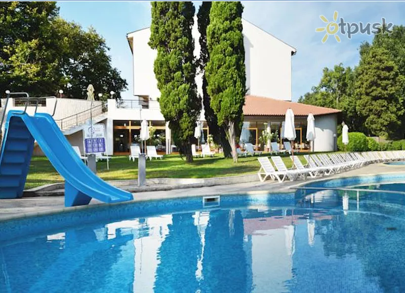 Фото отеля Дельфін 4* Св. Костянтин та Олена Болгарія екстер'єр та басейни