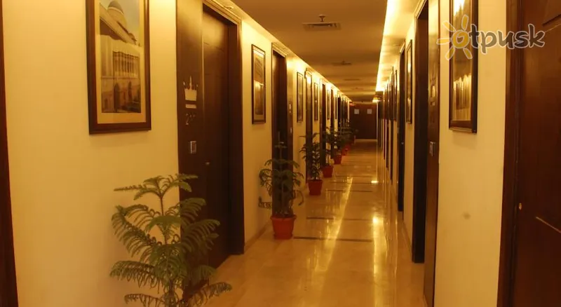 Фото отеля Pluto Inn 3* Deli Indija vestibils un interjers