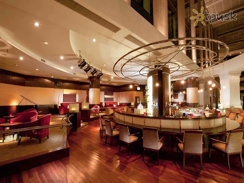 Фото отеля Novotel Suvarnabhumi Airport Hotel 4* Бангкок Таїланд бари та ресторани