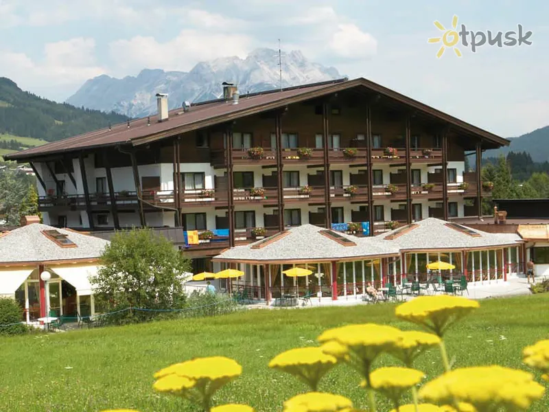 Фото отеля Sporthotel Fontana 4* Kicbiuhelis Austrija išorė ir baseinai