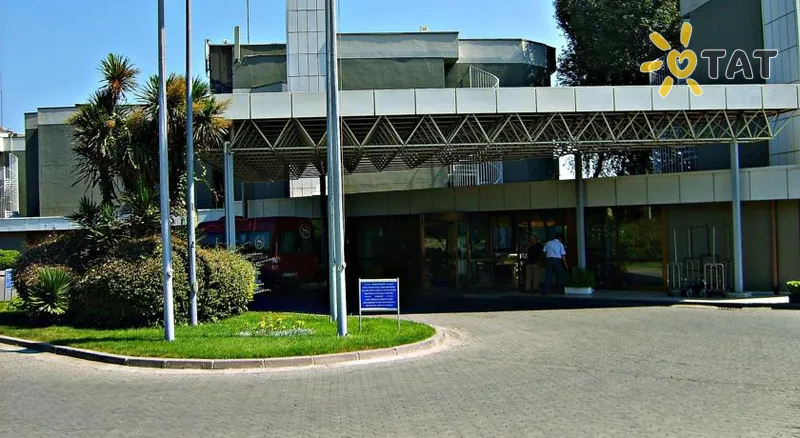 Фото отеля Atakoy Marina Hotel 4* Стамбул Турция экстерьер и бассейны