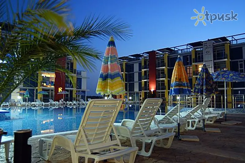 Фото отеля Elit 4 Apartments 3* Сонячний берег Болгарія екстер'єр та басейни