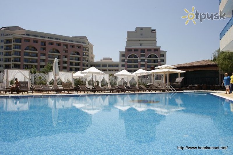 Фото отеля Sunset Hotel 4* Солнечный берег Болгария экстерьер и бассейны