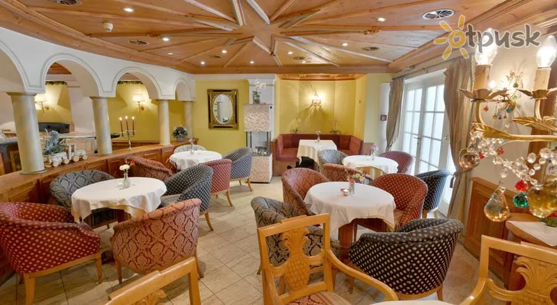 Фото отеля Gasthof Brucke Hotel 3* Mayrhofenas Austrija barai ir restoranai
