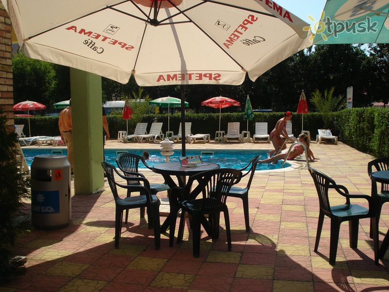 Фото отеля Німфа Русалка 2* Сонячний берег Болгарія екстер'єр та басейни