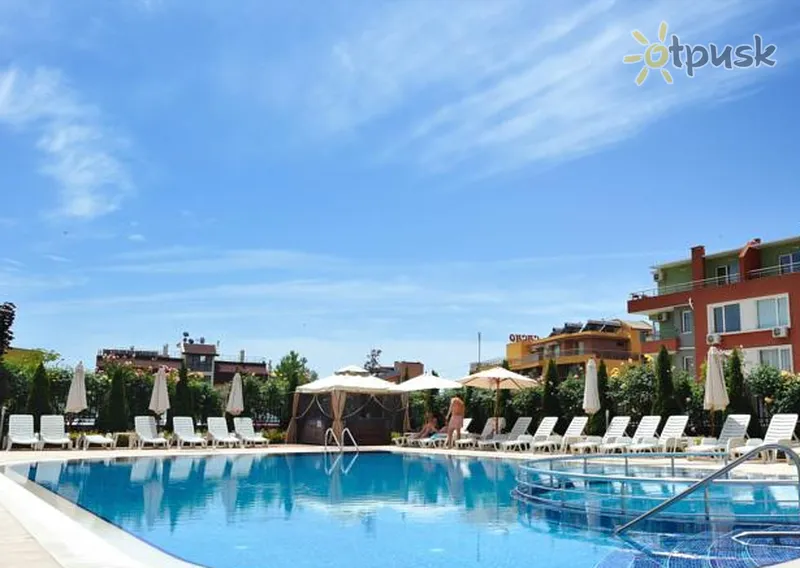 Фото отеля Ирис 3* Nesebaras Bulgarija išorė ir baseinai