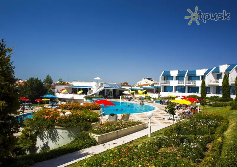 Фото отеля Primasol Sineva Park 3* Šventasis Vlasas Bulgarija išorė ir baseinai