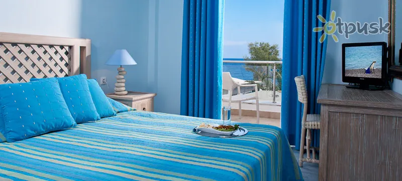 Фото отеля Alesahne Beach Hotel 4* par. Santorini Grieķija istabas
