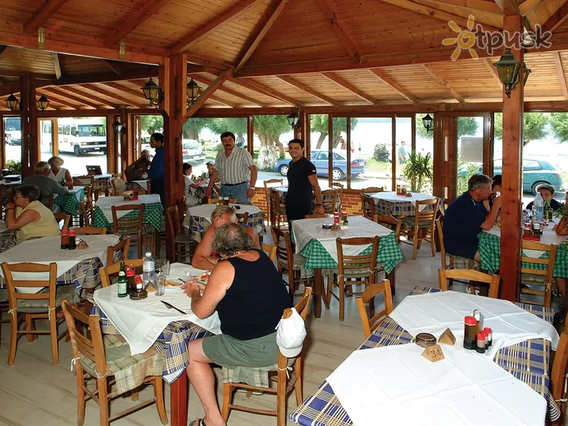 Фото отеля Alianthos Beach Hotel 3* par. Krēta - Retimno Grieķija bāri un restorāni