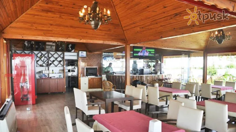 Фото отеля Pelin Beach Hotel 3* Сиде Турция бары и рестораны