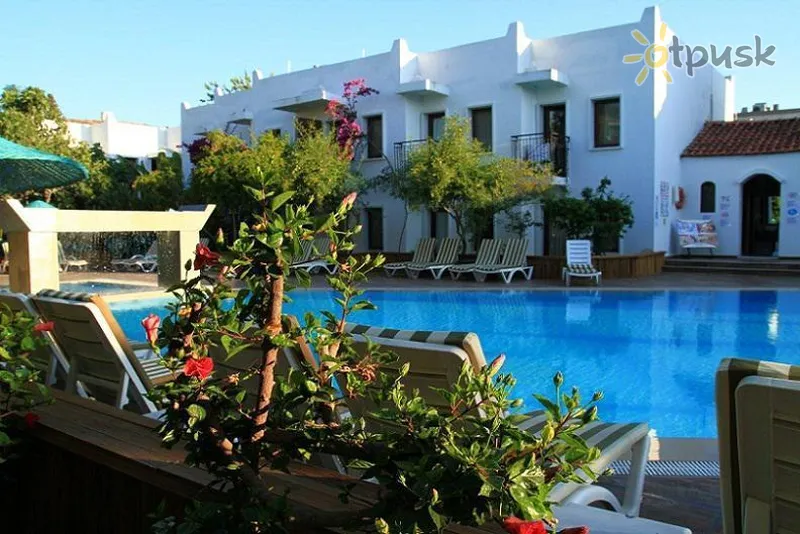 Фото отеля Bodrum Sky Beach Hotel 3* Bodruma Turcija ārpuse un baseini
